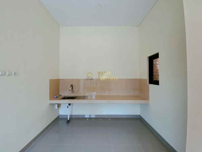 rumah baru tanah luas view sawah di kalasan