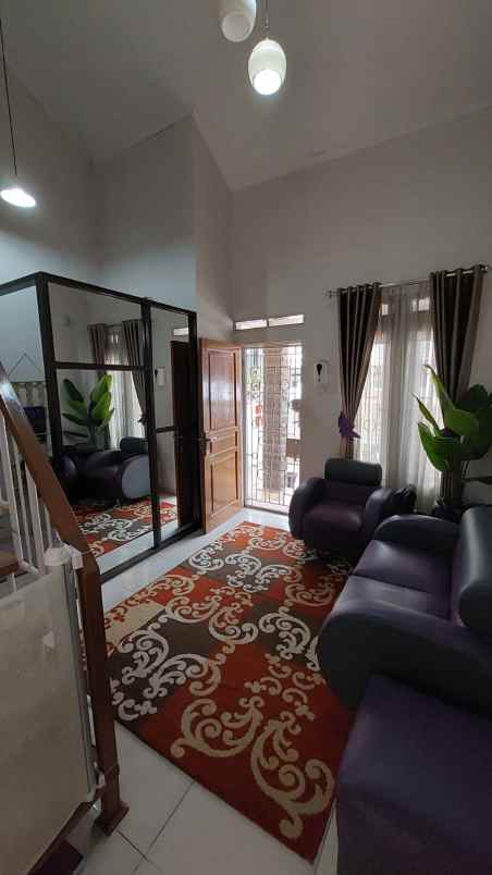 rumah cantik lokasi sukamenak harga nego