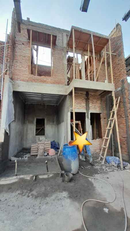rumah cluster 2 lantai di setu cipayung jakarta timur
