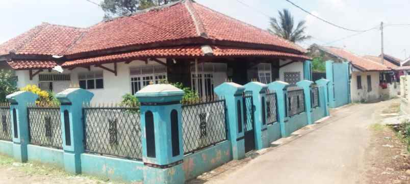 rumah dan kontrakan 8 pintu harga dibawah pasar bogor