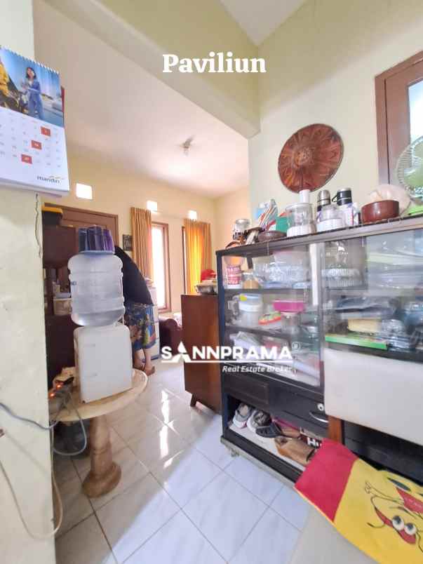rumah dan tempat usaha di beji depok