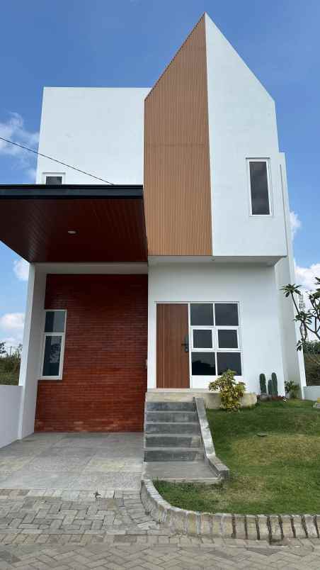 rumah dekat area kampus kota malang