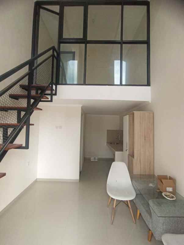 rumah dekat poltek pelayaran di wisma tirta agung asri