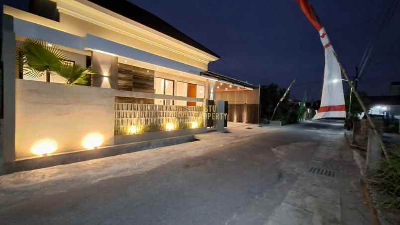 rumah desain modern dekat kampus uii jakal