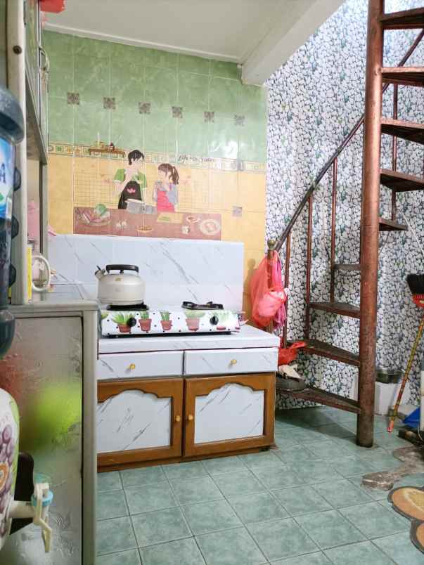 rumah di villa galaxy jakasetia bekasi selatan