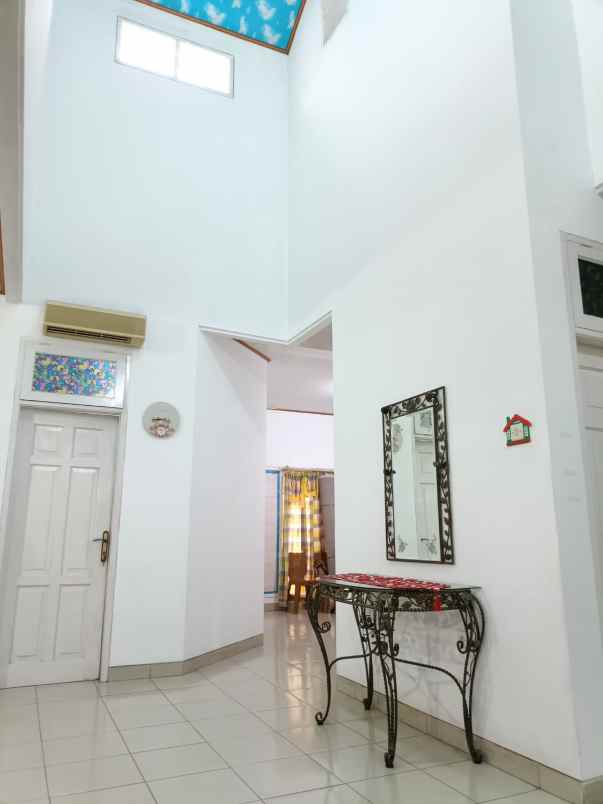 rumah di villa galaxy jakasetia bekasi selatan