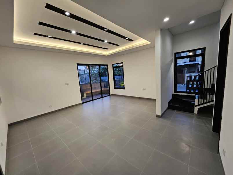 rumah dijual babatan pantai mulyorejo surabaya timur