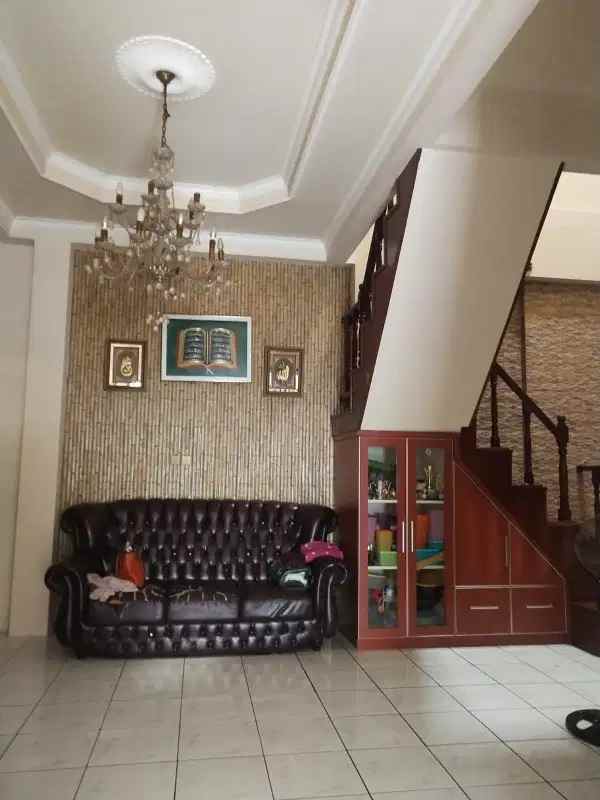 rumah dijual lingkungan aman dan nyaman di pondok cabe