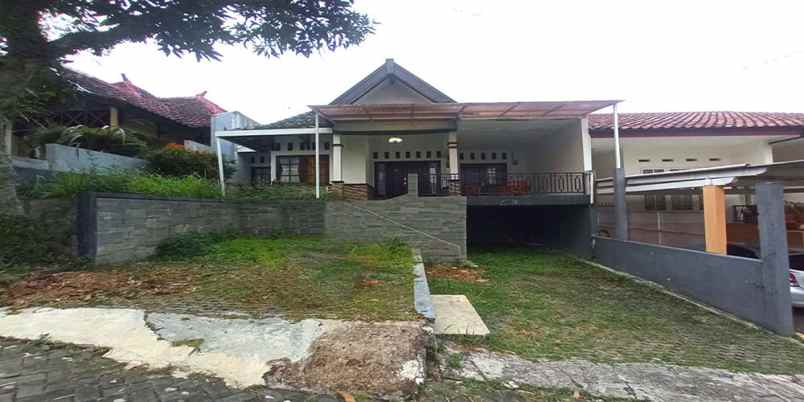 rumah full furnish di tamansari bukit bandung
