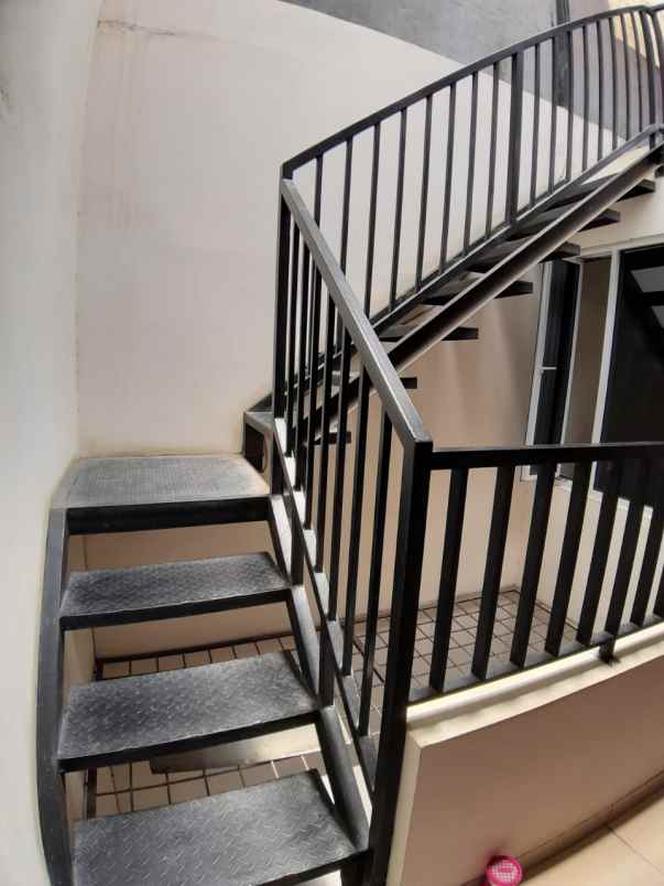 rumah gading arcadia