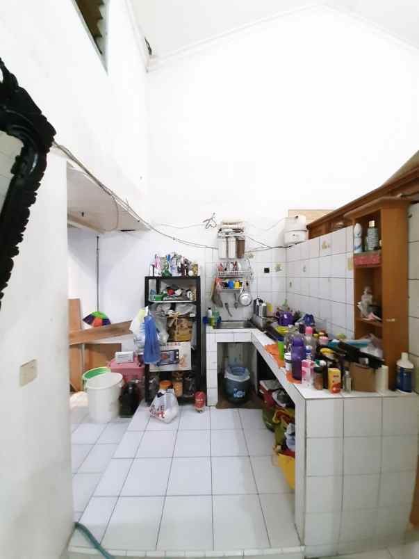 rumah gading elok timur kelapa