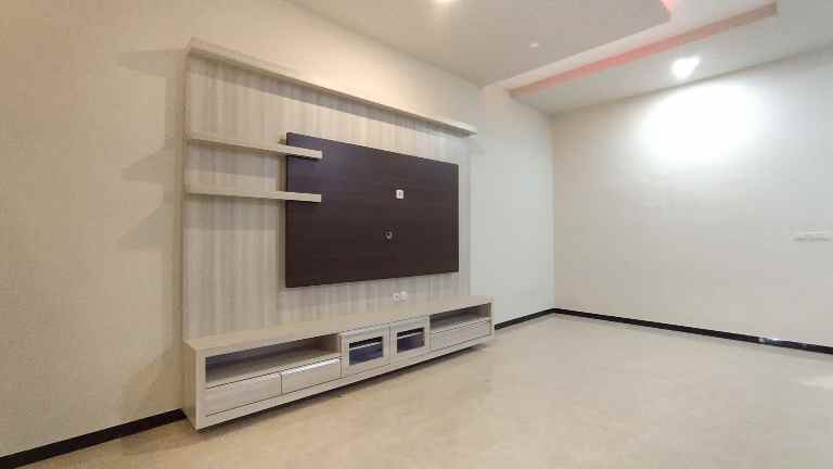 rumah jalan karya baru tengah