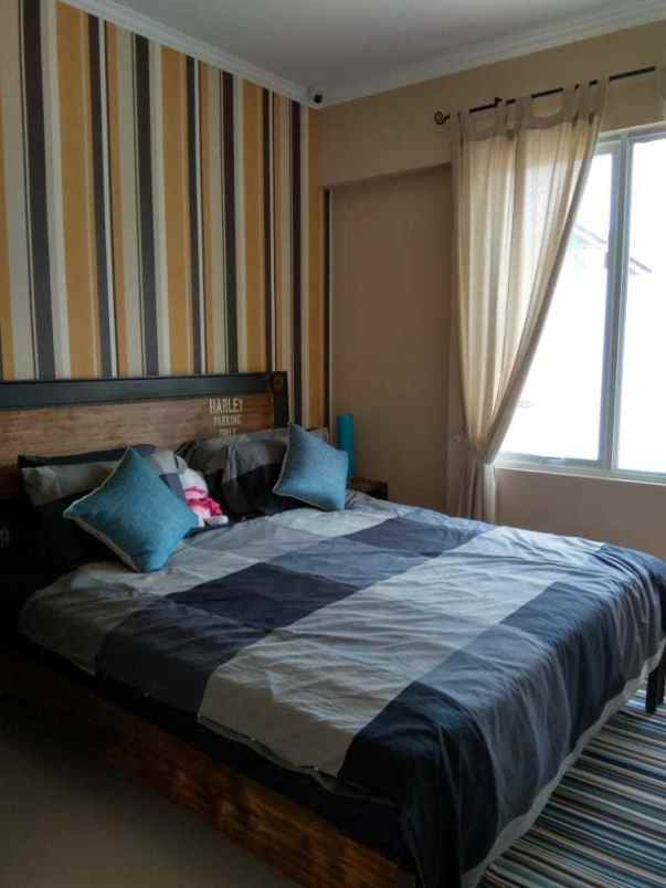 rumah jl cinere parkview raya