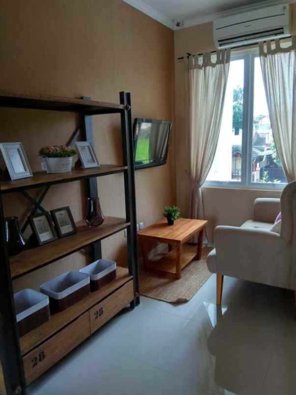 rumah jl cinere parkview raya