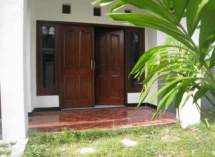 rumah jl griya babatan mukti