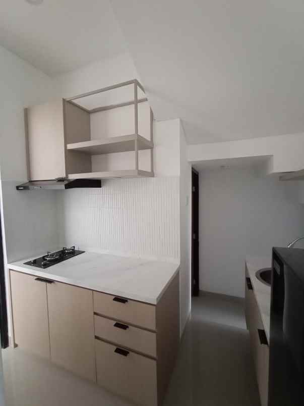 rumah jl kampung rawabarat