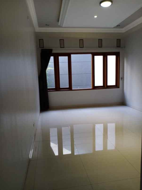 rumah kav marinir pondok kelapa