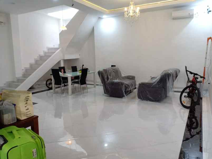 rumah kelapa nias kelapa gading