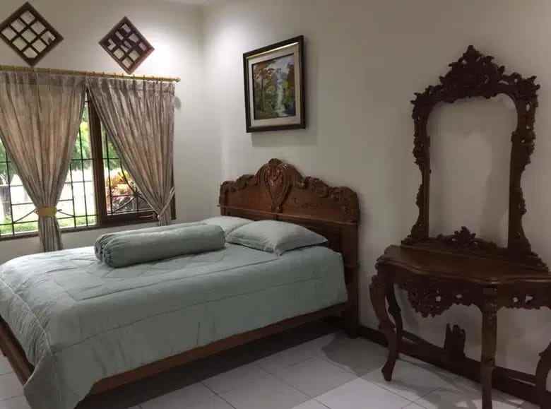 rumah kemang pratama rawa lumbu