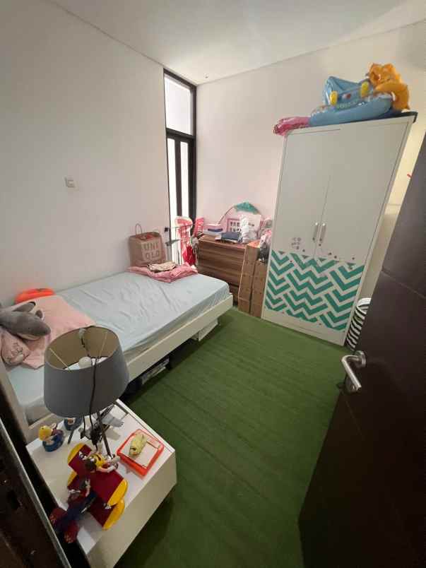 rumah komplek depan kelurahan cigadung tubagus ismail