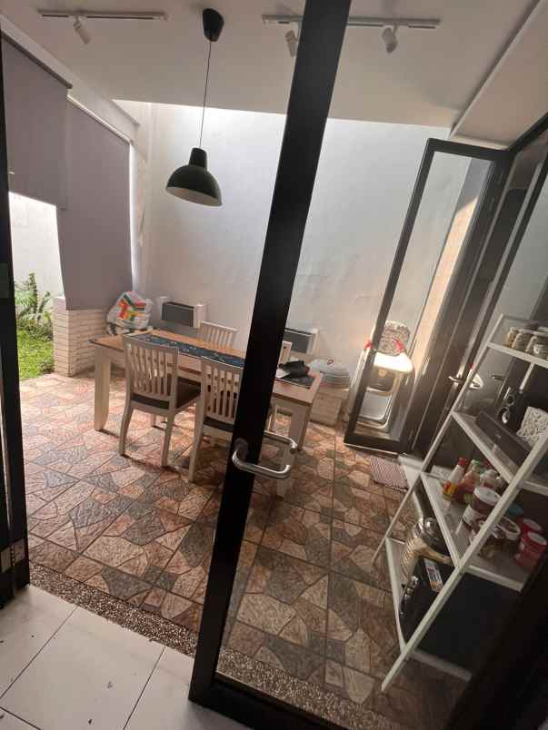 rumah komplek depan kelurahan cigadung tubagus ismail