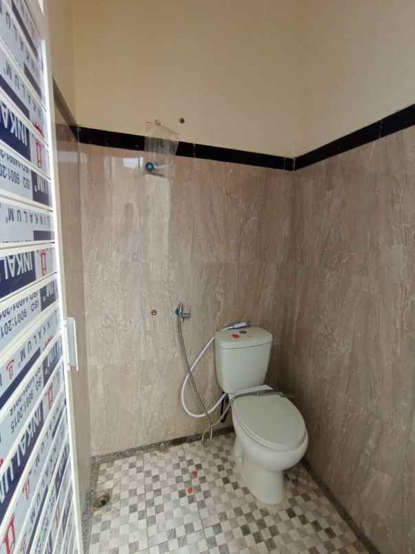 rumah konsep villa lokasi di kedungkandang