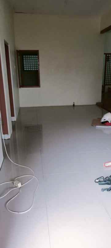 rumah krukah ngagel bratang lebar 10 minim 2 thn