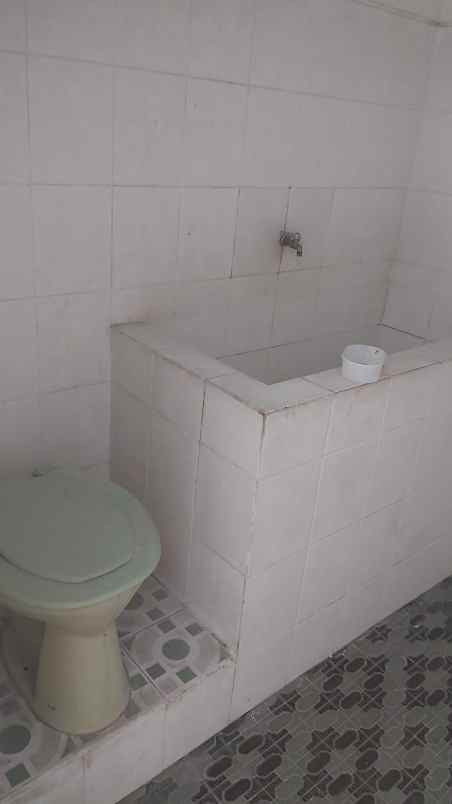 rumah lebak ploso kenjeran surabaya row 2 mobil