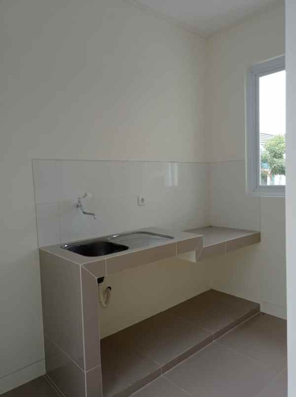 rumah mewah di dalam cluster bsb type pinewood