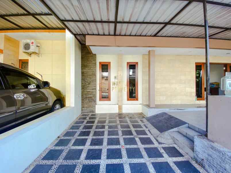 rumah mewah lokasi premium di babarsari