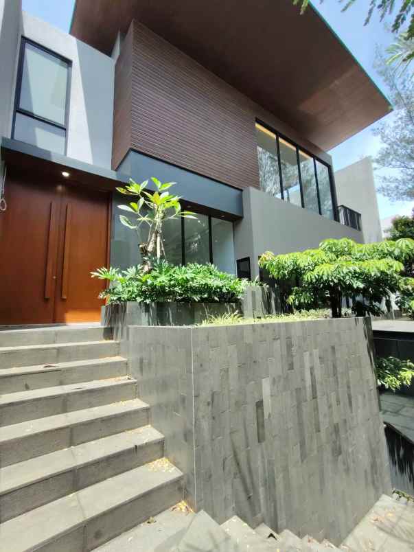 rumah mewah sentul city dekat akses tol