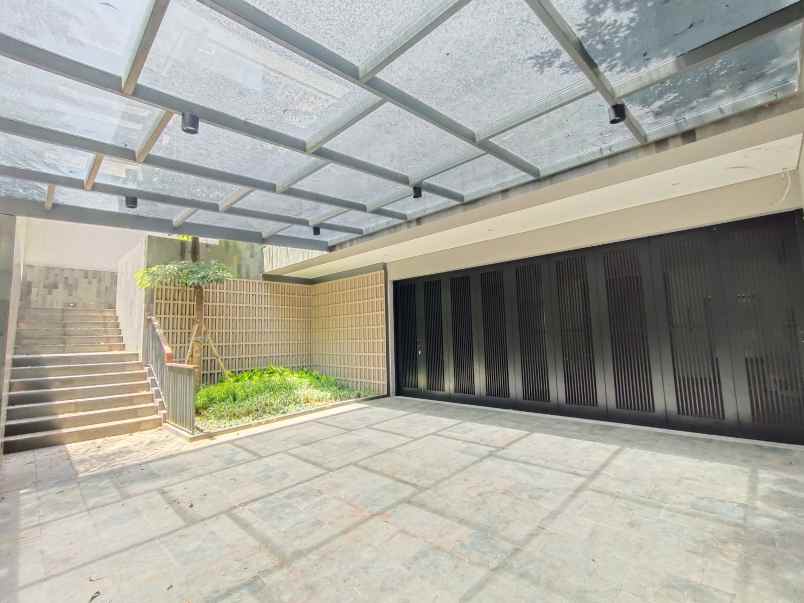 rumah mewah sentul city dekat akses tol