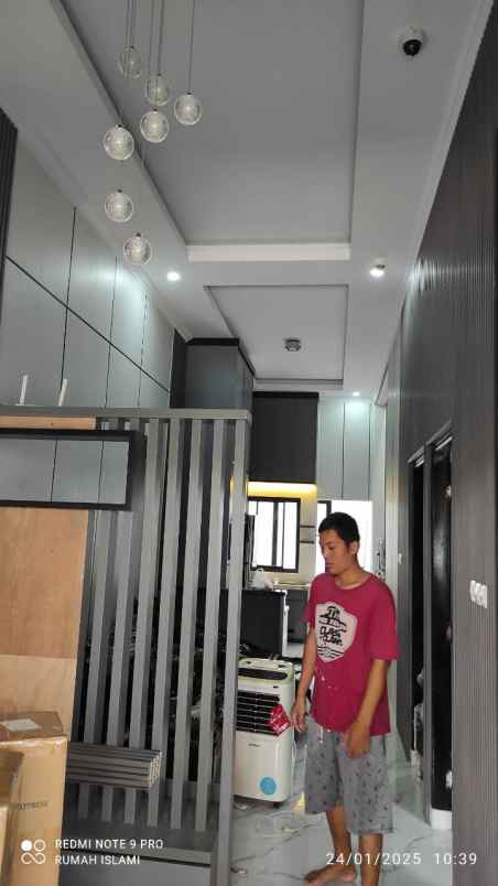 rumah mewah siap huni bintara dekat kota bintang