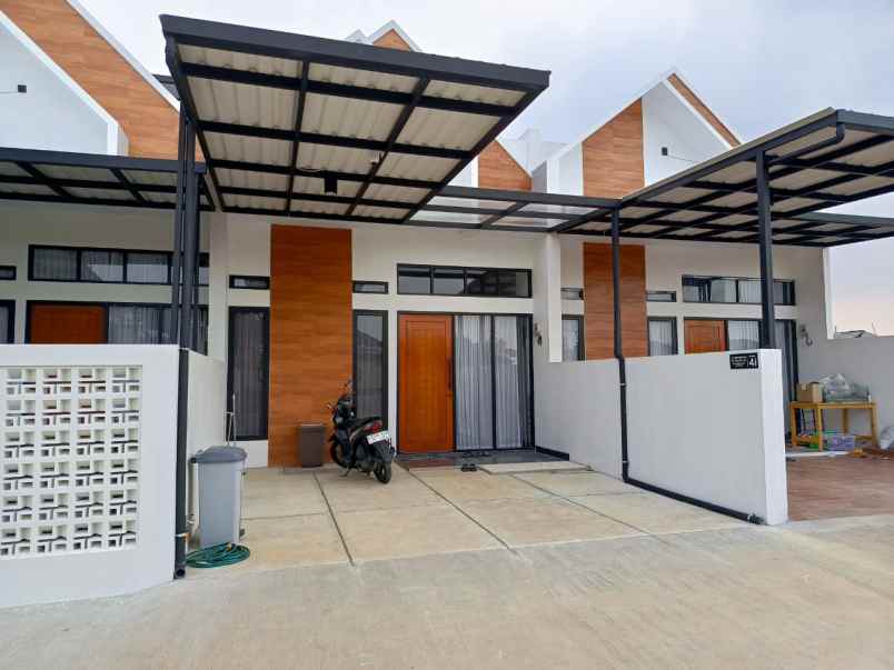 rumah mewah siap huni bintara dekat kota bintang