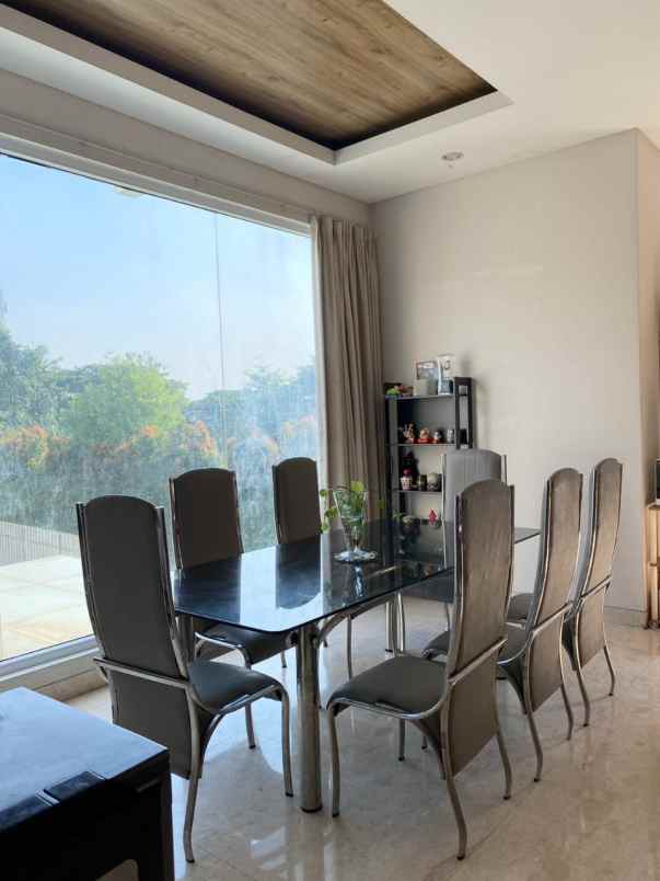 rumah mewah strategis di cilandak jakarta selatan