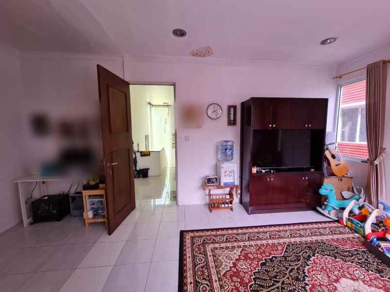 rumah modern hommy mahogany residence cibubur