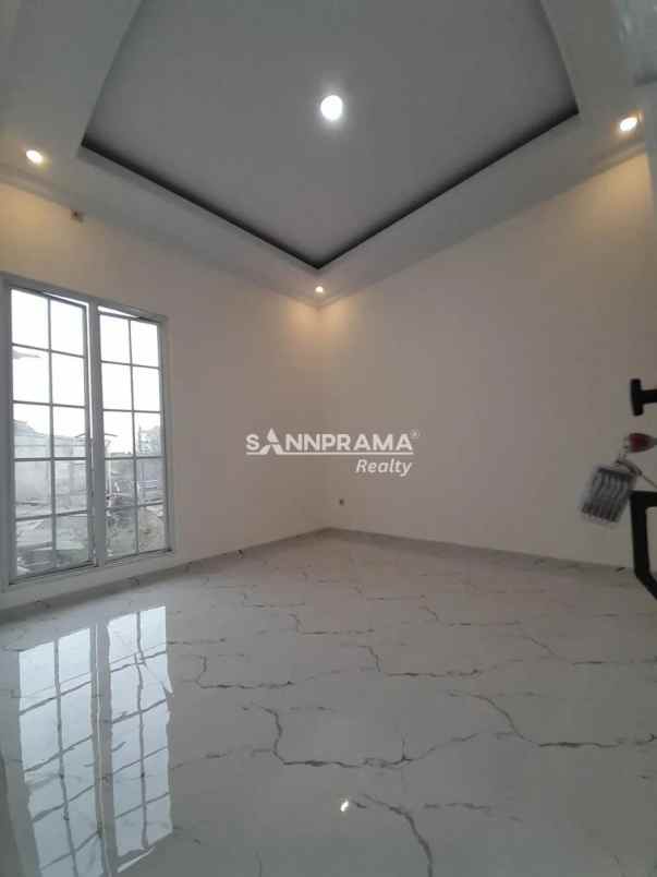 rumah modern tropis di mampang depok