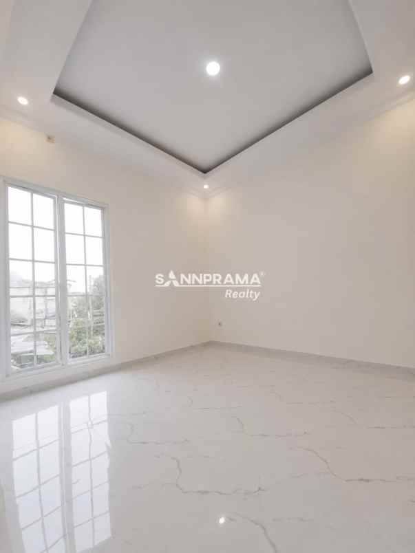 rumah modern tropis di mampang depok