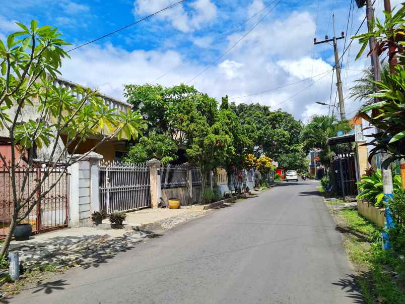 rumah murah 2 lantai luas 190 m2 area jl emas sulfat