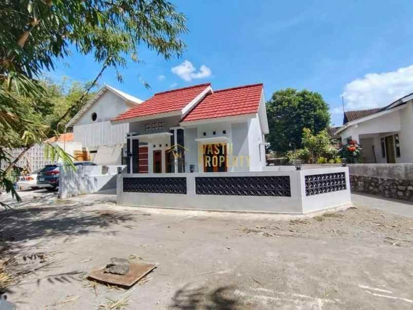 rumah murah 7 menit ke smp n 4 pakem siap huni