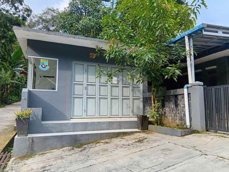 rumah murah asri di cisarua sumedang