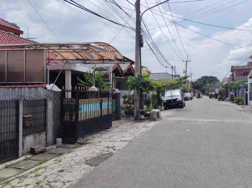 rumah pinggir jalan strategis di abadinaya depok