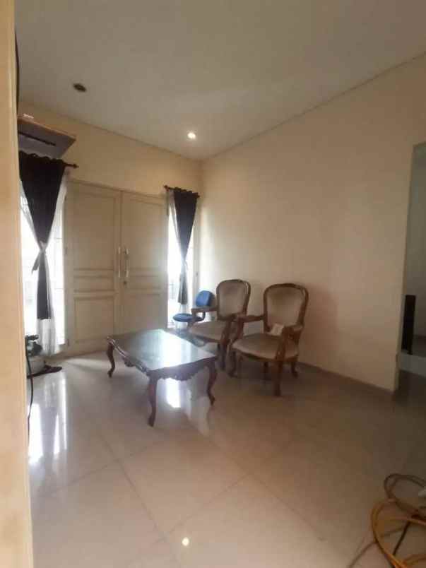 rumah premium rawamangun lokasi favorit siap huni