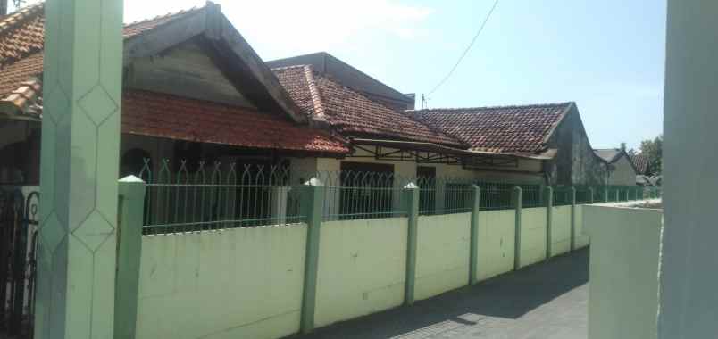 rumah ruko 3 jejer strategis
