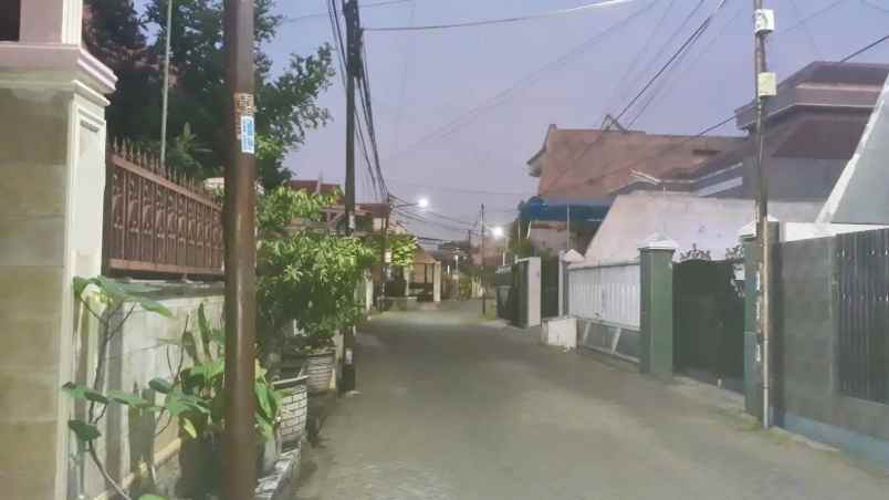 rumah second 10x26 area lebak kenjeran surabaya timur