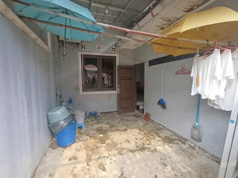 rumah second strategis di permata depok
