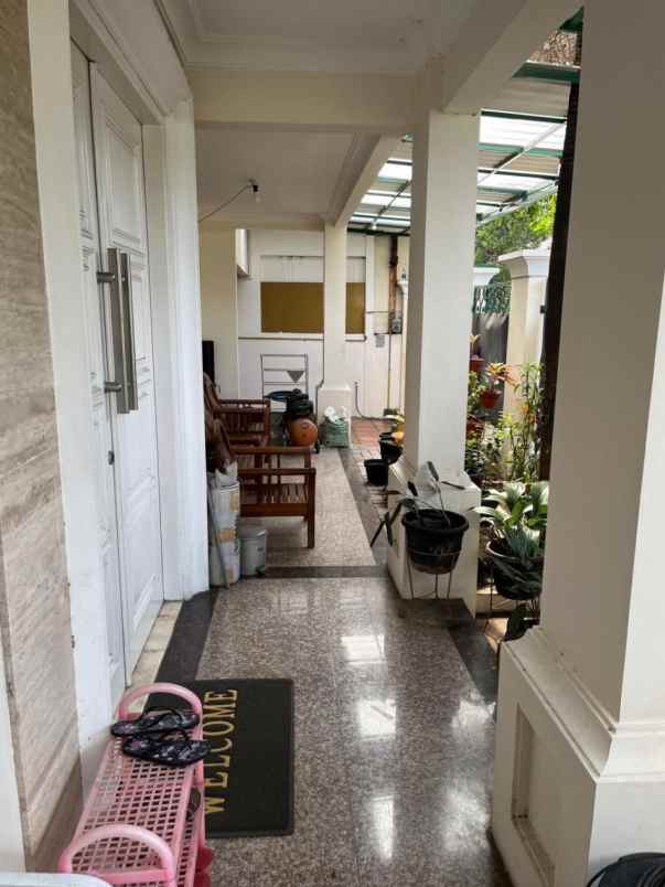 rumah secondary dalam komplek di rawamangun