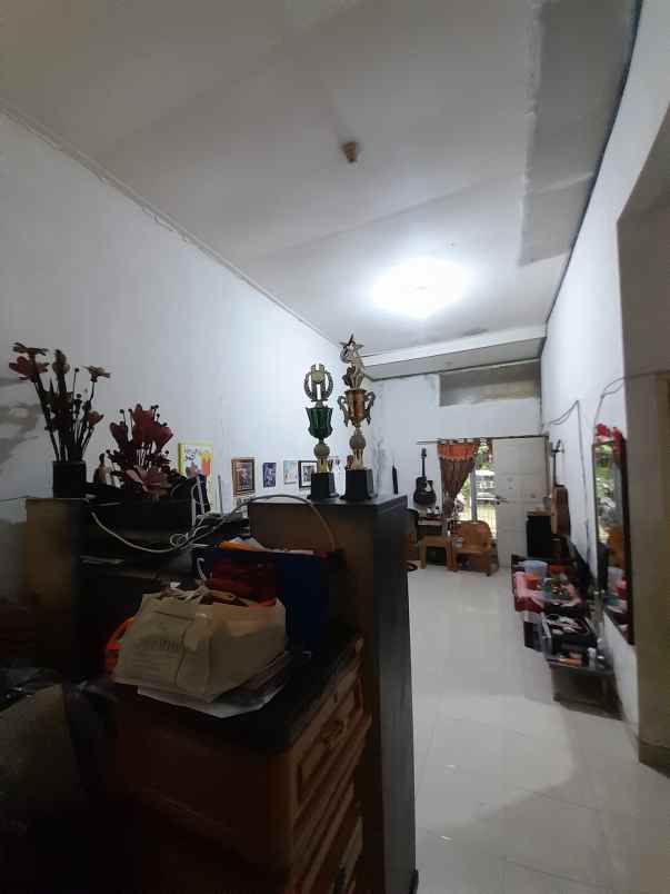 rumah secondary lt 90 shm imb at tanah baru beji depok