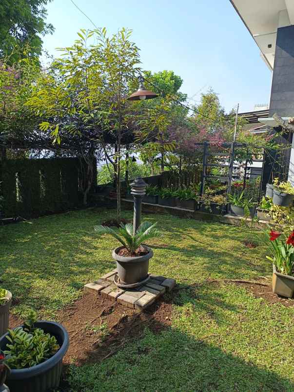 rumah serasa villa view kota bandung di bojongkoneng