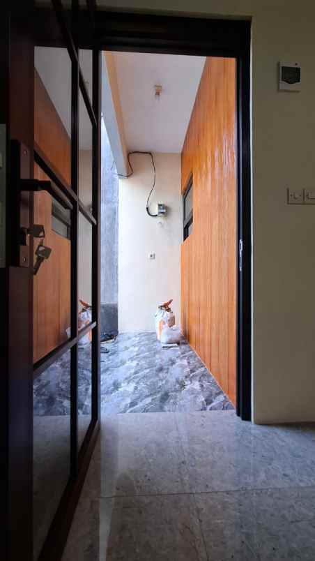 rumah siap huni 1 lantai lokasi dekat suhat